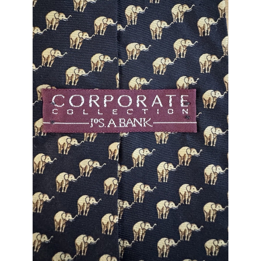 Jos A Bank Corporate Tie Handmade‎ 100% Silk Made USA Elephant Raised Trunk Navy